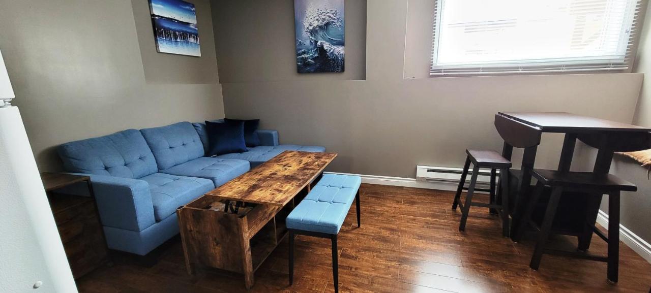 Blue Wave 2 Bedroom Suite Saskatoon Buitenkant foto