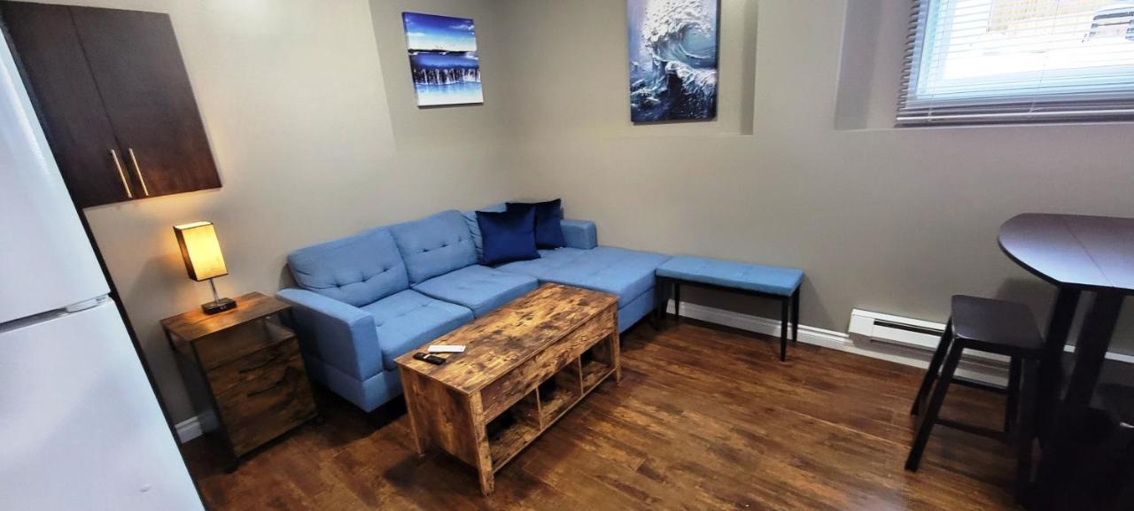 Blue Wave 2 Bedroom Suite Saskatoon Buitenkant foto