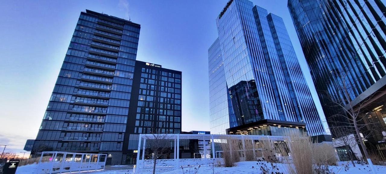 Blue Wave 2 Bedroom Suite Saskatoon Buitenkant foto